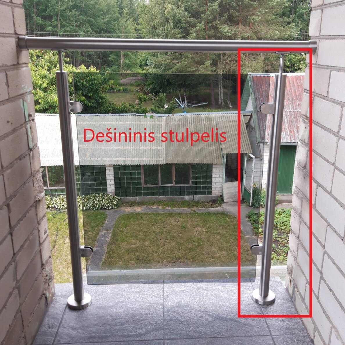 Galinis balkono statramstis stiklui H-1060 mm (dešininis) 2 Galinis balkono statramstis stiklui H-1060 mm (dešininis) 2