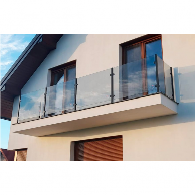 Galinis statramstis H-1000mm (dešininis) RAL-9005 4 Galinis statramstis H-1000mm (dešininis) RAL-9005 4